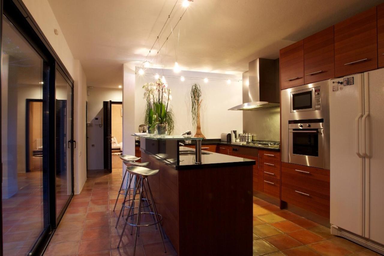 Villa Exquisite Ibiza I Secluded Hillside Location I Casa Jardin I 6 Bedrooms I Close To Ibiza Town I Sea Views I *