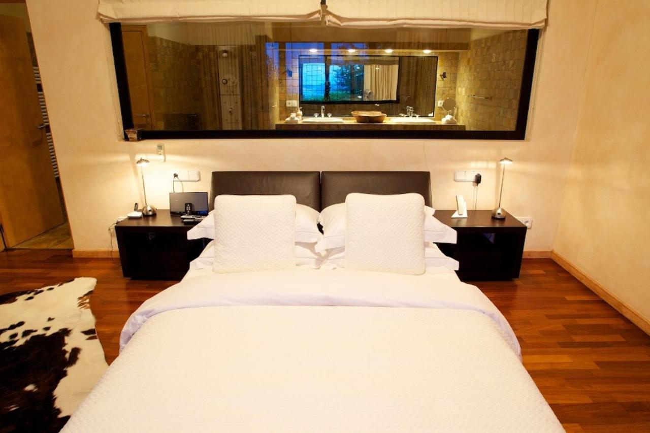 Exquisite Ibiza I Secluded Hillside Location I Casa Jardin I 6 Bedrooms I Close To Ibiza Town I Sea Views I *