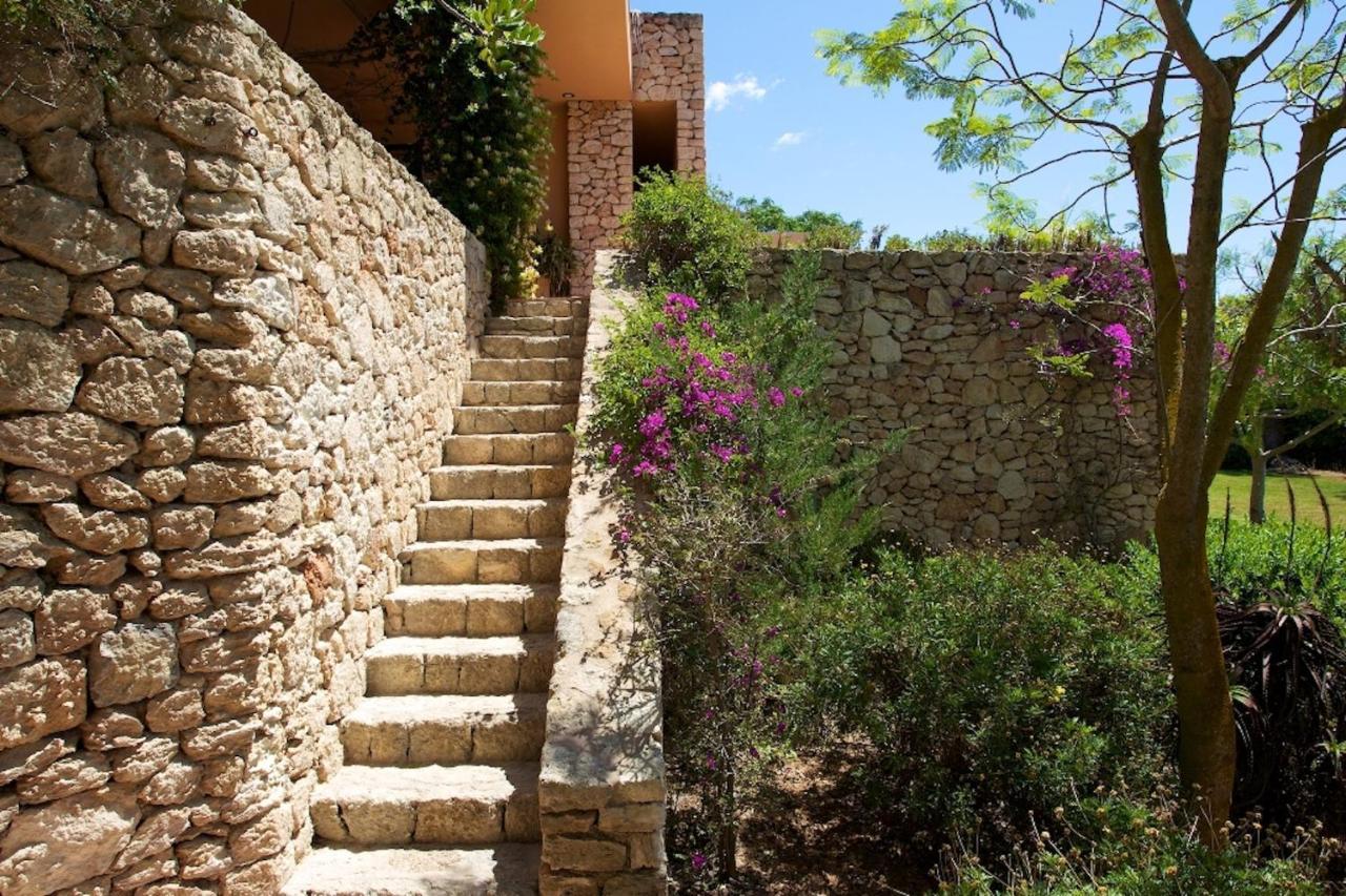 Exquisite Ibiza I Secluded Hillside Location I Casa Jardin I 6 Bedrooms I Close To Ibiza Town I Sea Views I Villa Sant Josep de sa Talaia